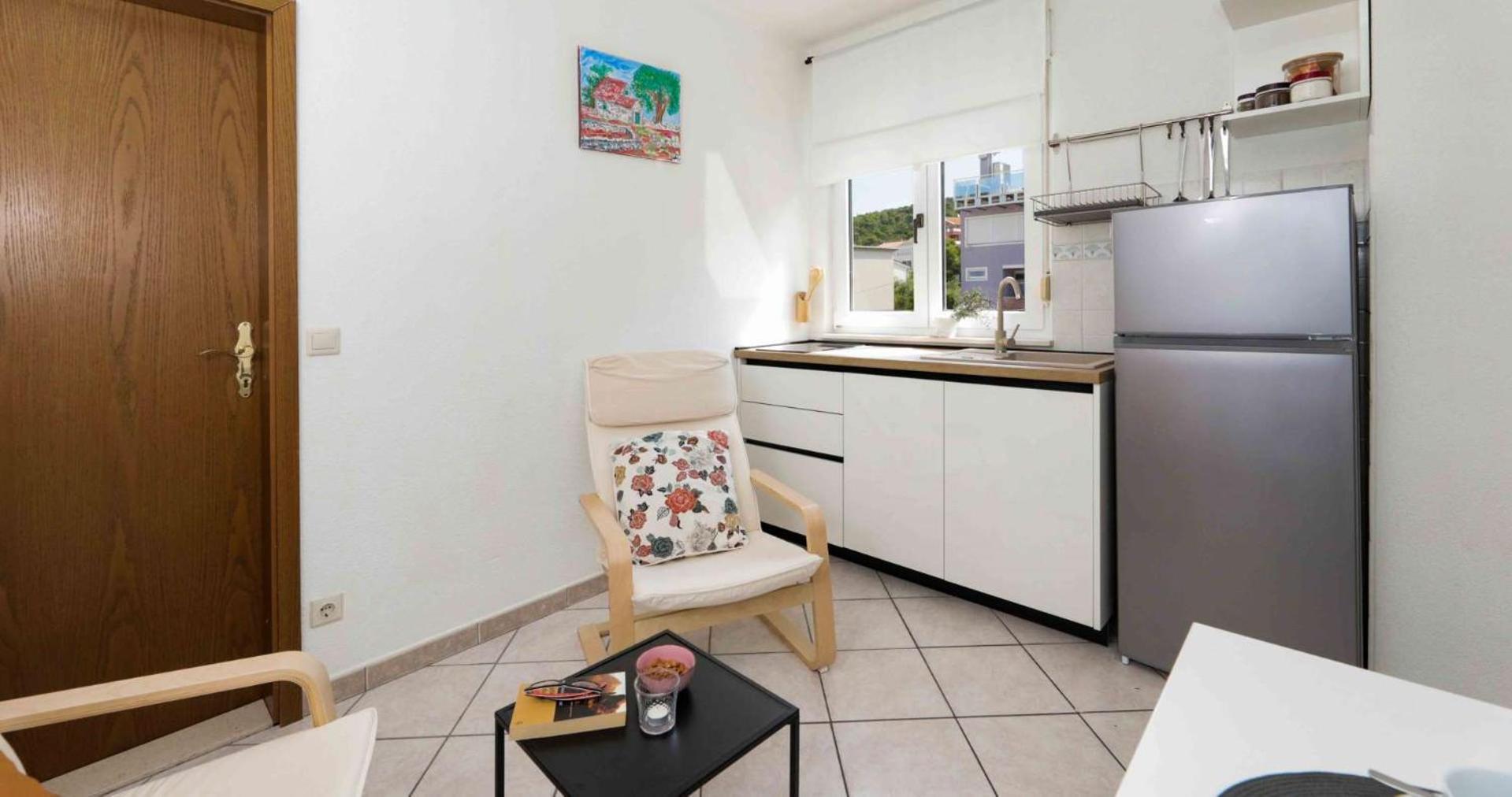 טרוגיר Apartments Lovric מראה חיצוני תמונה