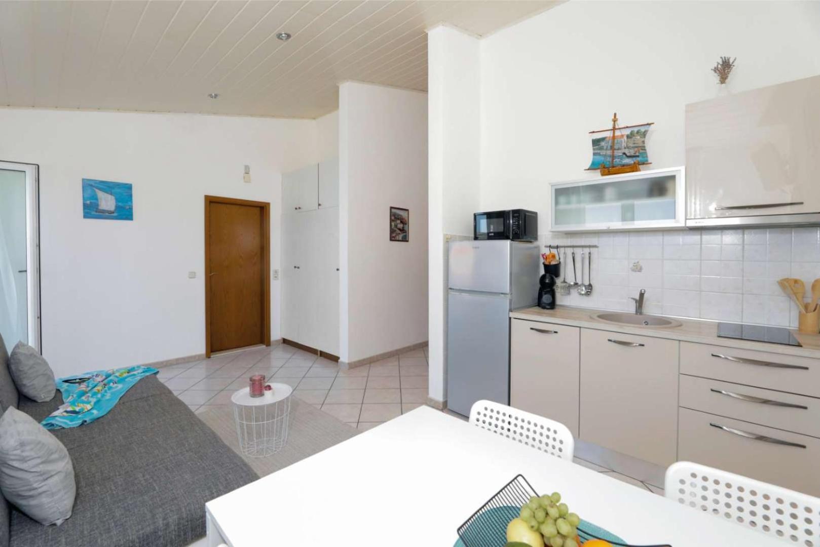 טרוגיר Apartments Lovric מראה חיצוני תמונה